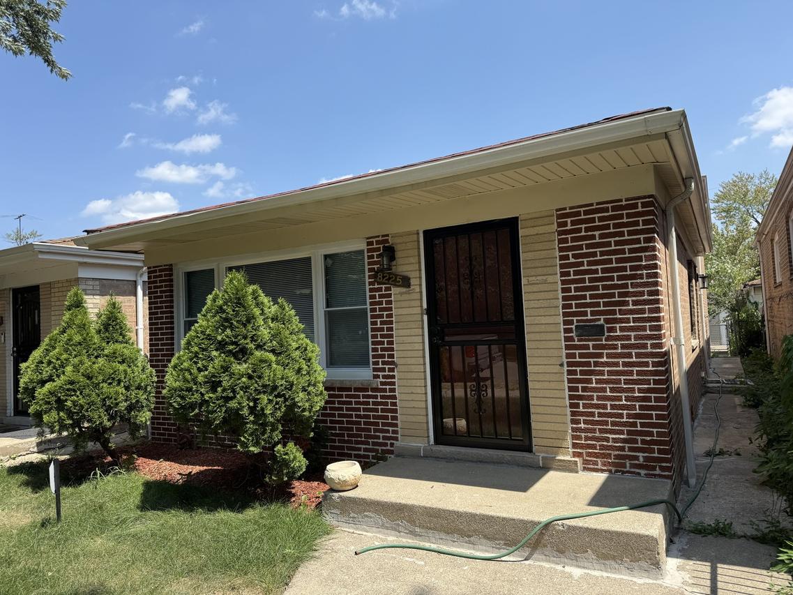 8225 S Wentworth Ave., Chicago, IL 60620