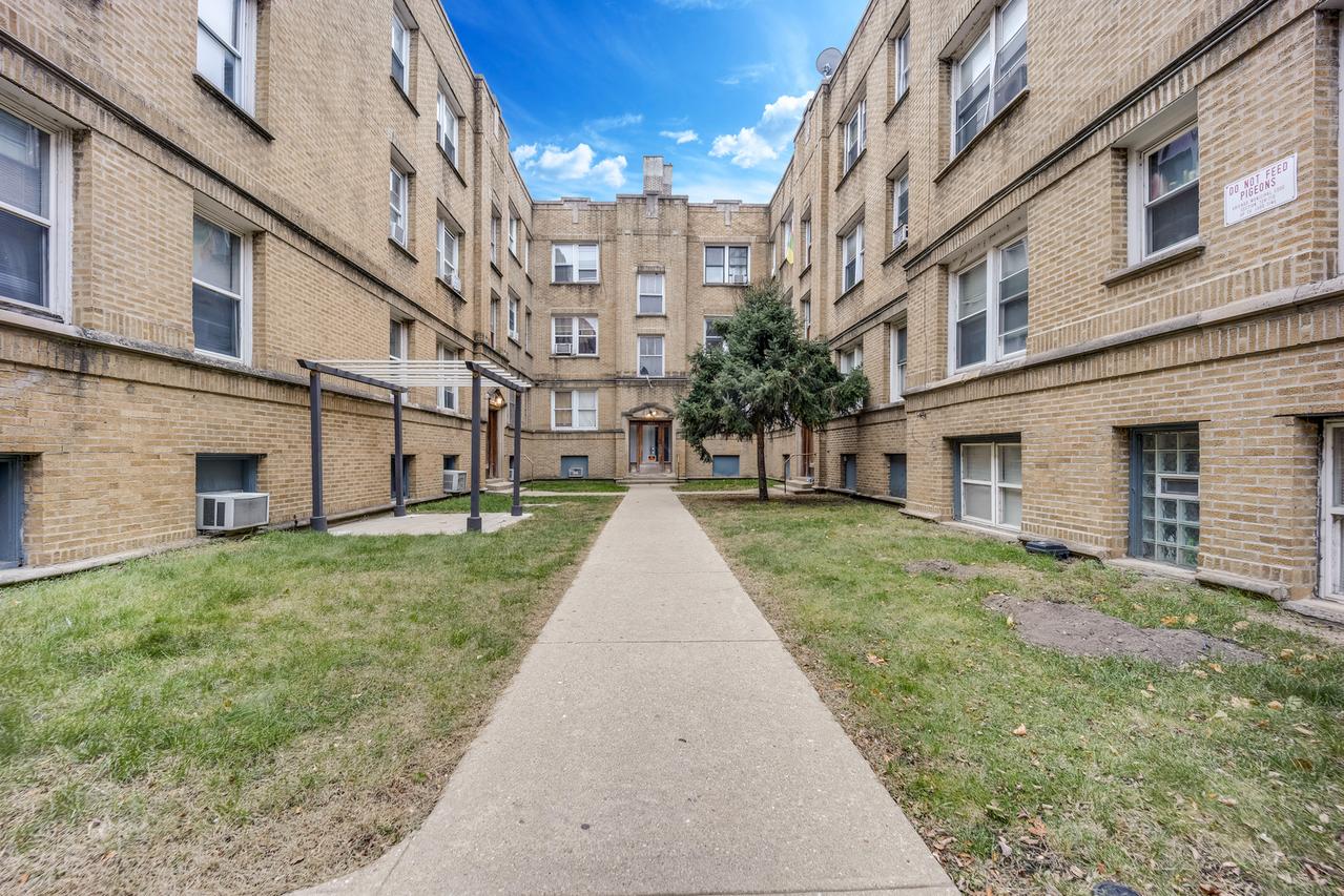 1703 W Wallen St. #3D, Chicago, IL 60626