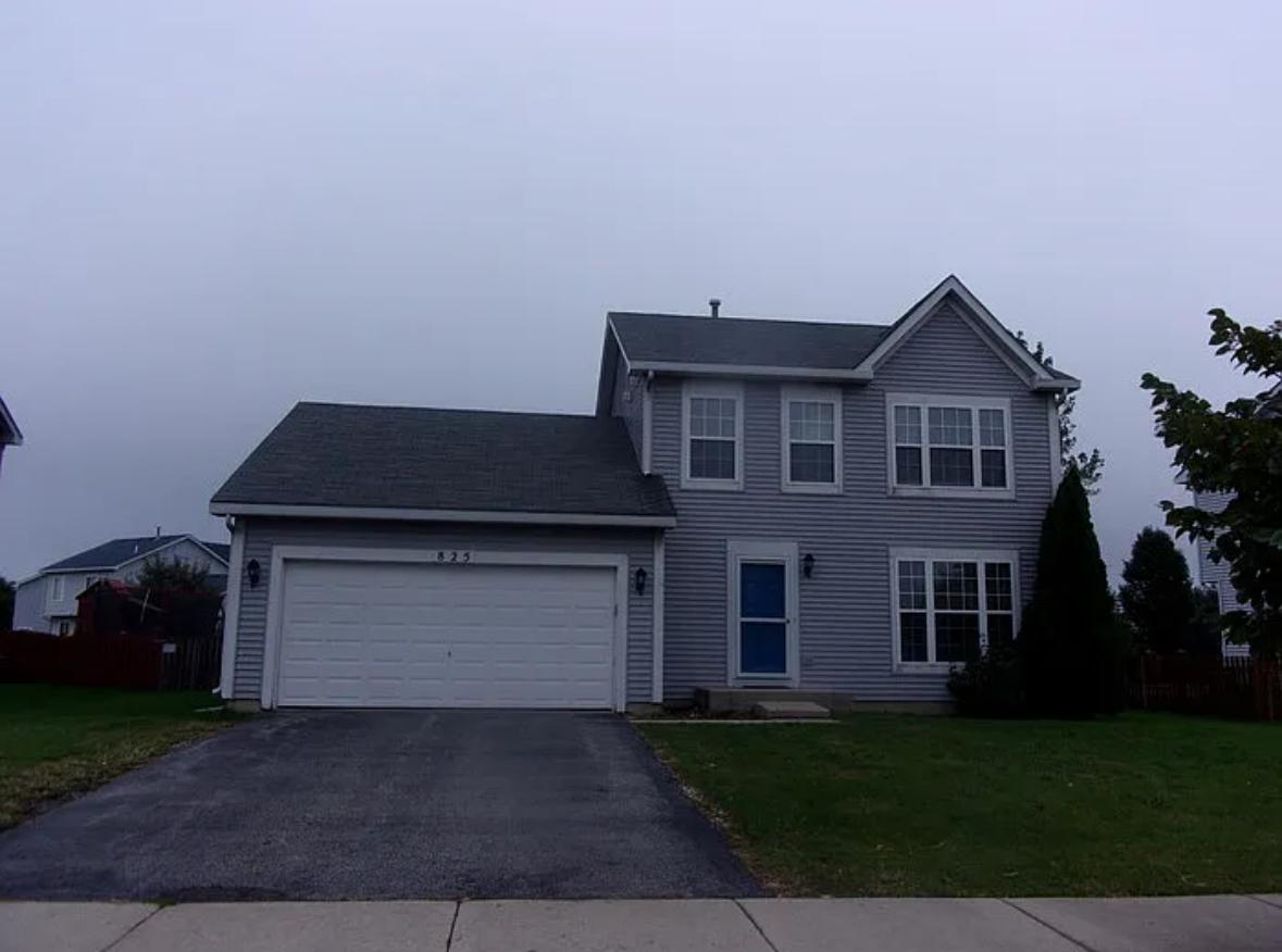 825 Grant Dr., Minooka, IL 60447