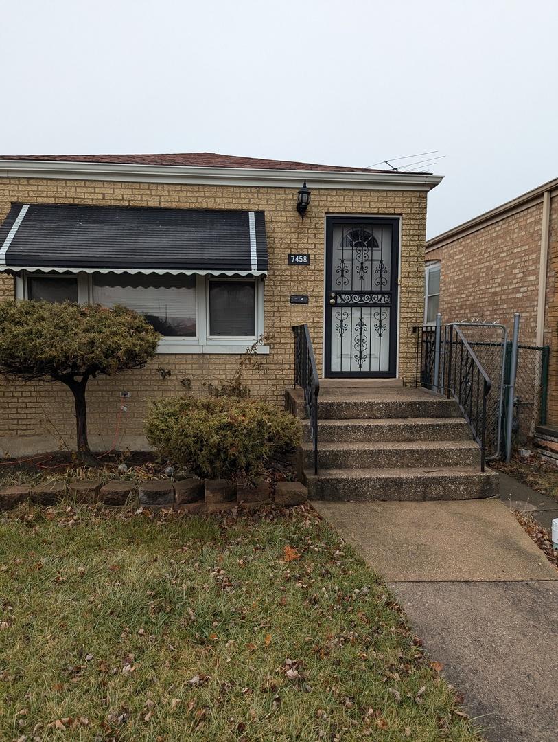 7458 W 64th Pl., Summit, IL 60501