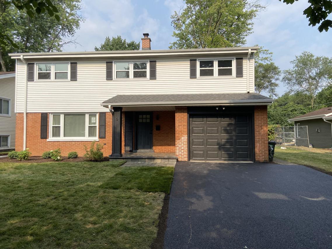 6 S Donald Ave., Arlington Heights, IL 60004