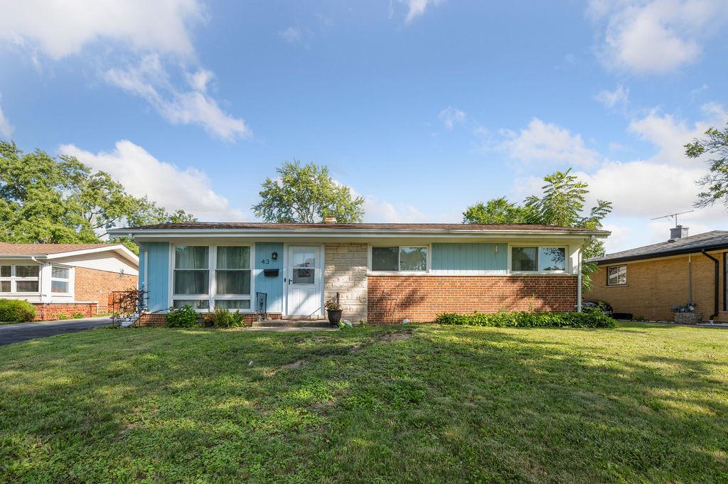 43 Pamela Dr., Bensenville, IL 60106