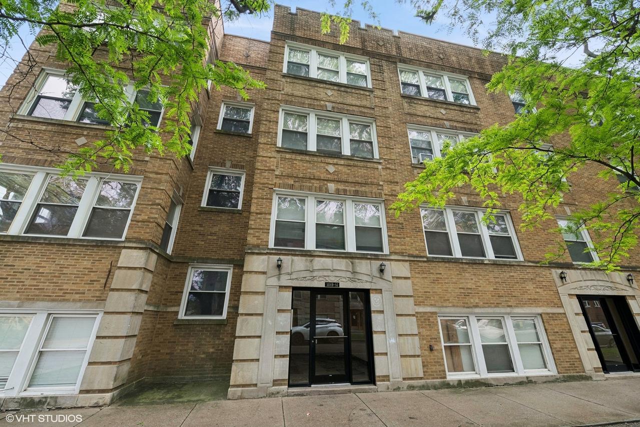 3849 W Ainslie St. #1, Chicago, IL 60625