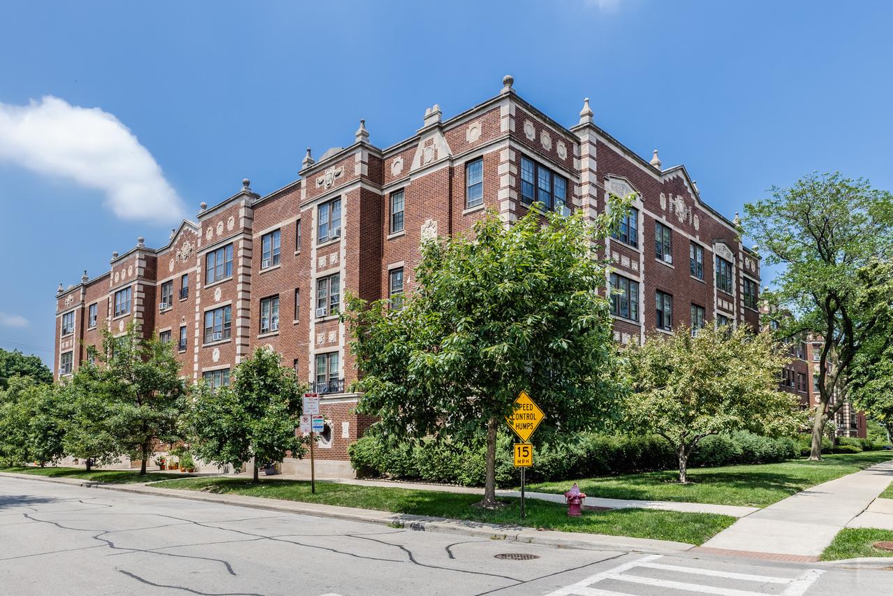 356 Ridge Ave. #6-2, Evanston, IL 60202