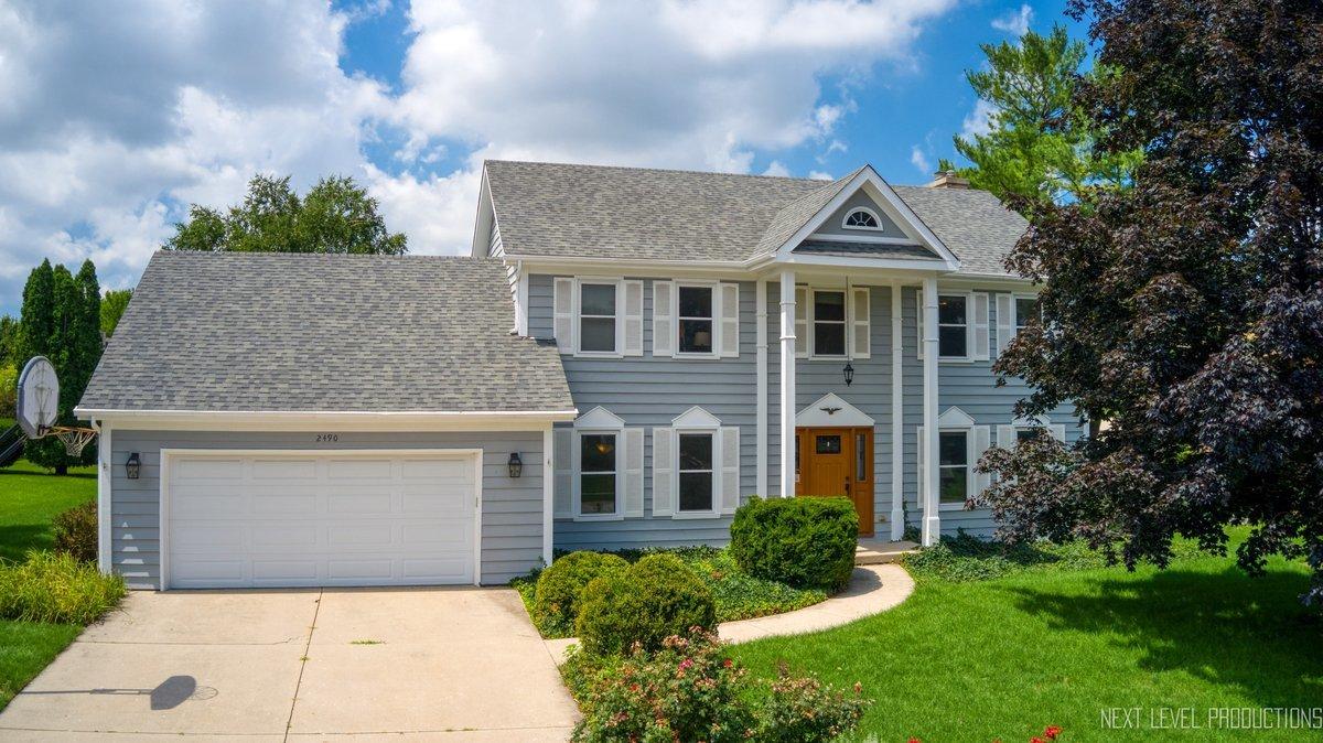 2490 Lakeside Dr., Aurora, IL 60504