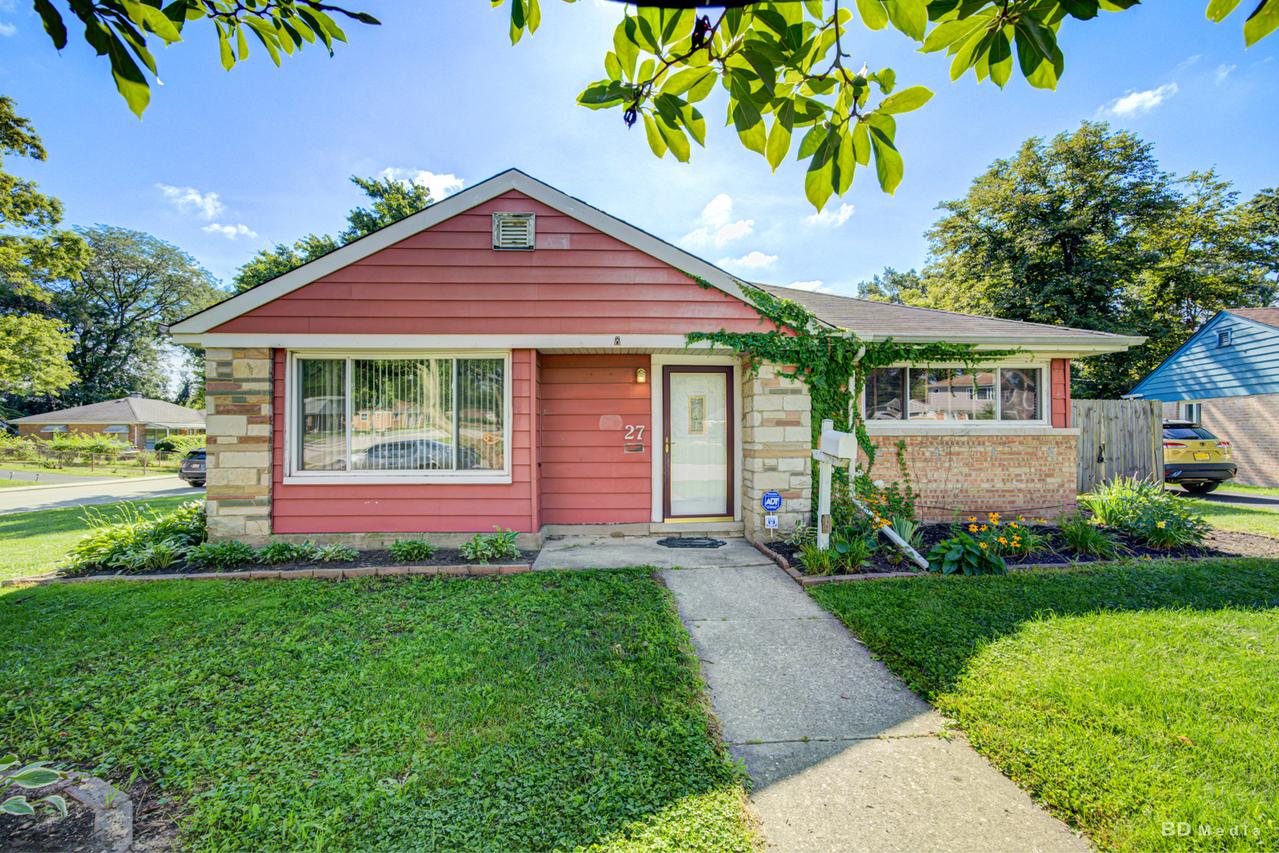27 Apple Ct., Park Forest, IL 60466