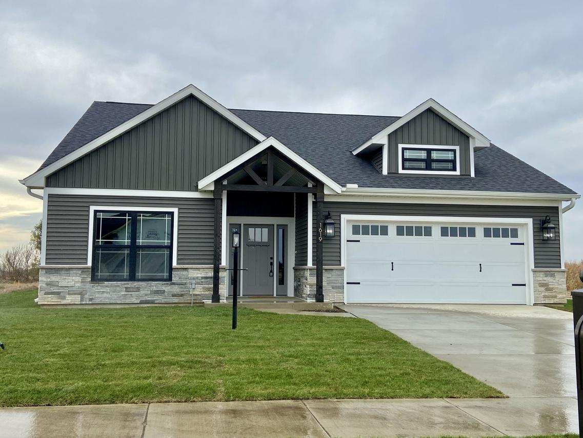 1619 Peppermill Ln., Champaign, IL 61822