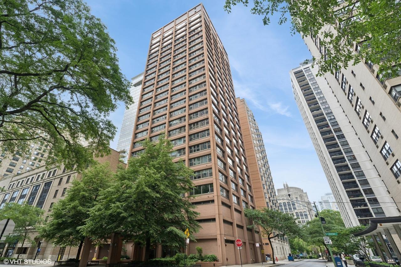 247 E Chestnut St. #2504, Chicago, IL 60611