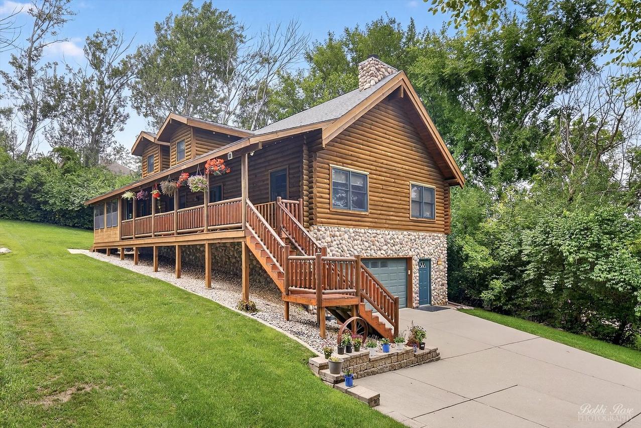 1334 Hillside View, Algonquin, IL 60102