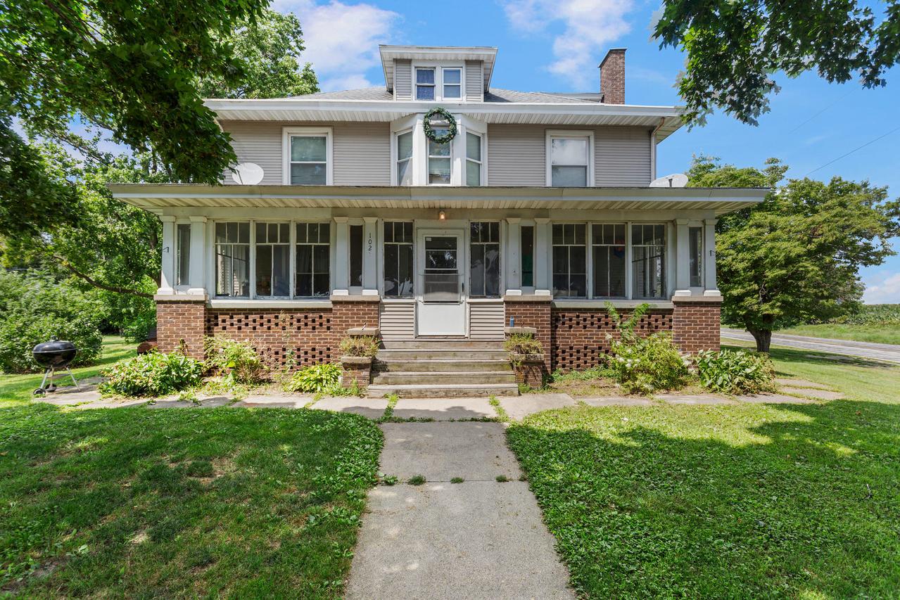 102 Bodman St., Milmine, IL 61855
