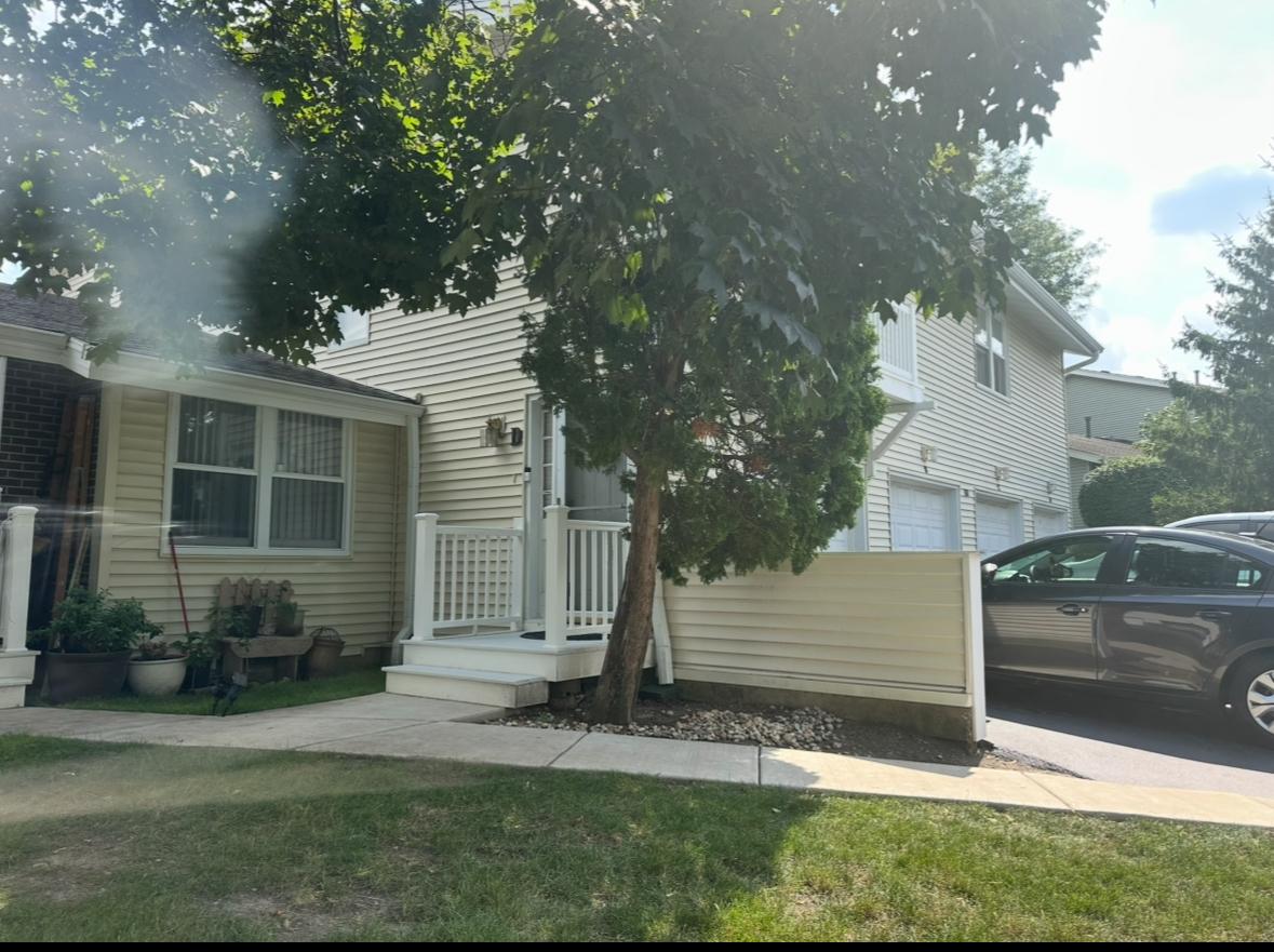 188 Kendall Ct. #D, Bloomingdale, IL 60108