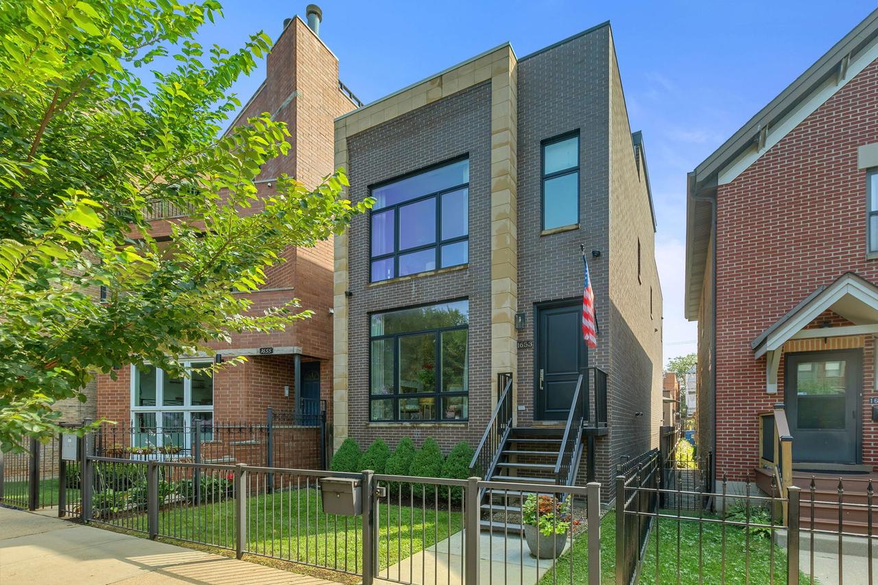 1653 N Campbell Ave., Chicago, IL 60647