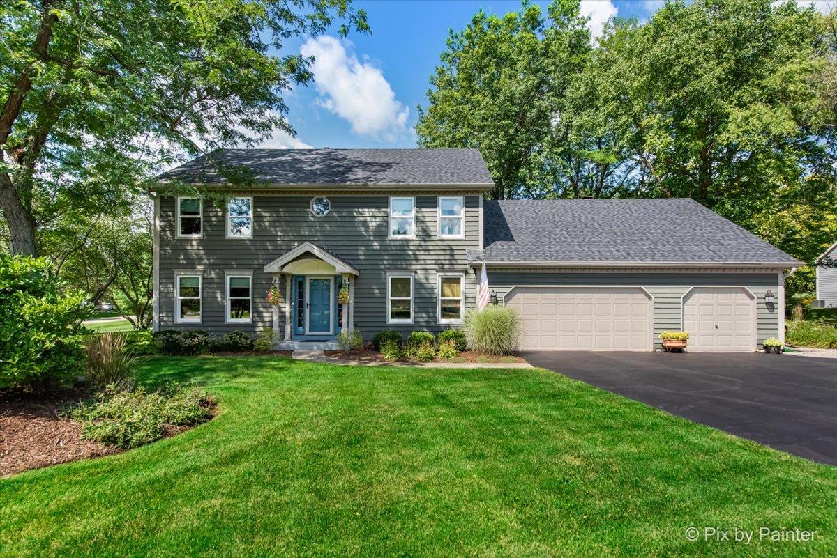 7N840 Cloverfield Cir., St. Charles, IL 60175