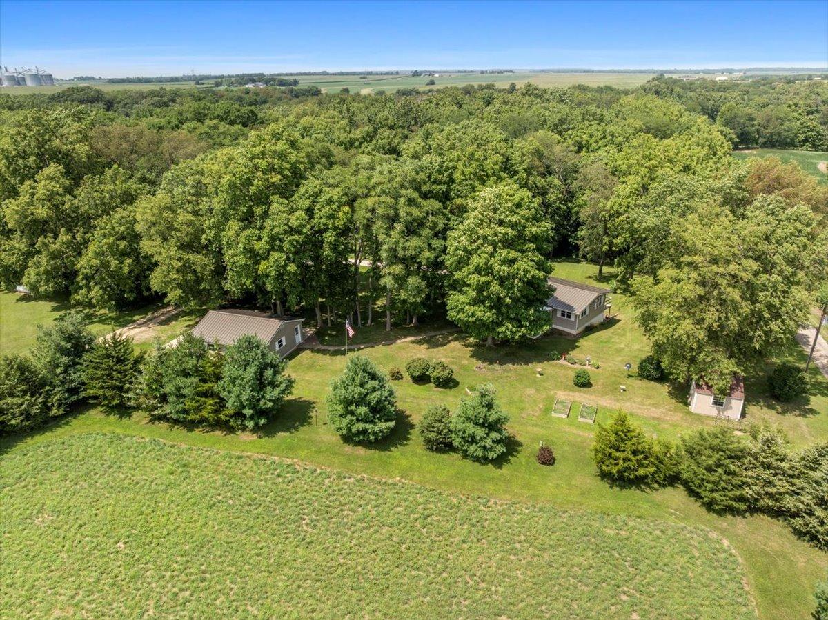 15938 E 550 North Rd., Heyworth, IL 61745