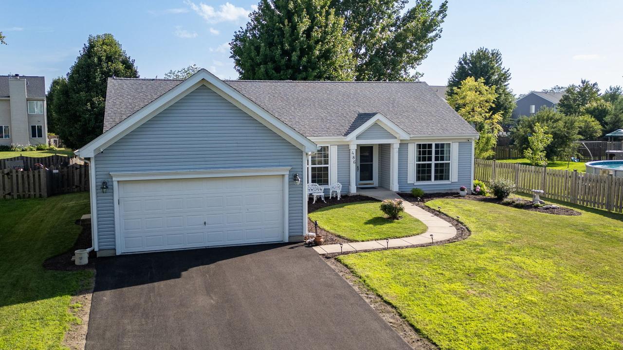 486 Honeysuckle Ln., Yorkville, IL 60560