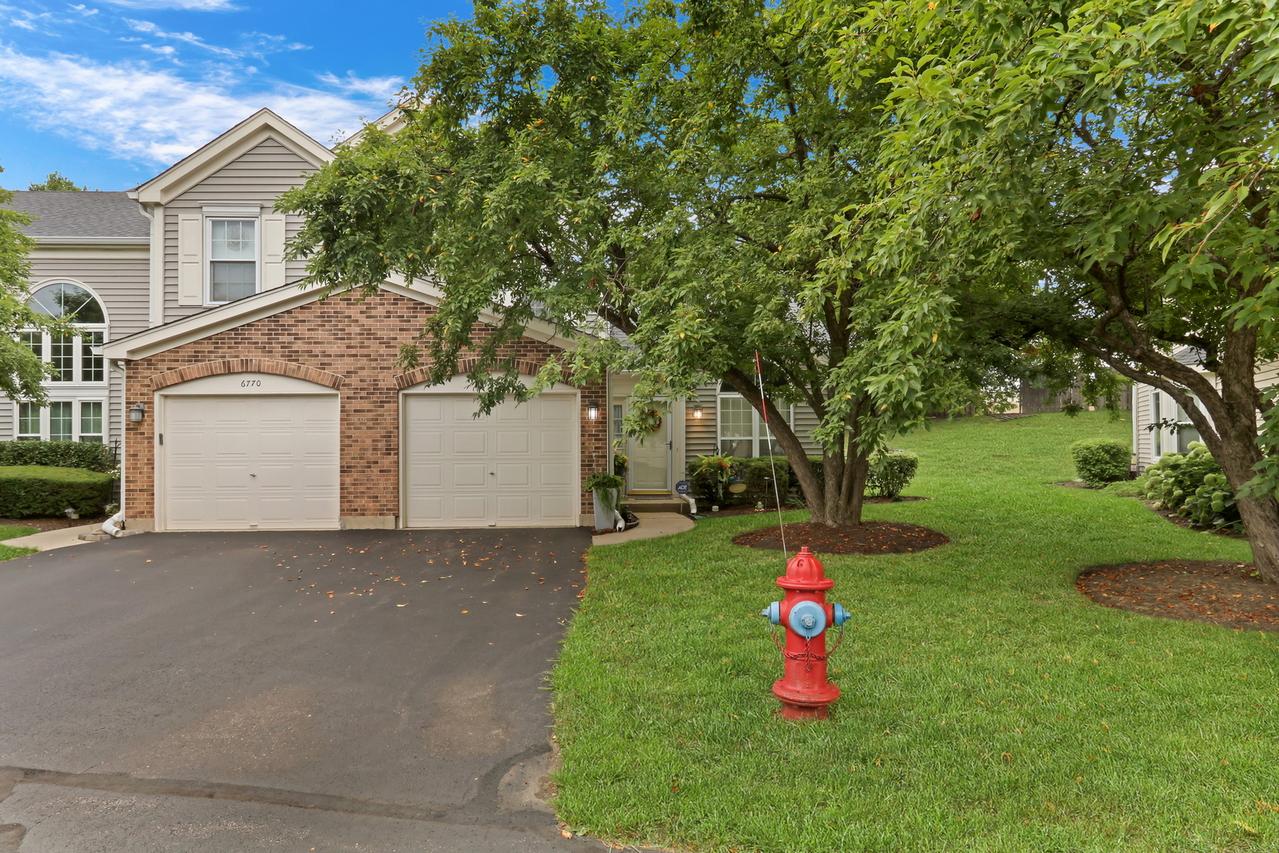 6764 Roanoake Ct., Gurnee, IL 60031