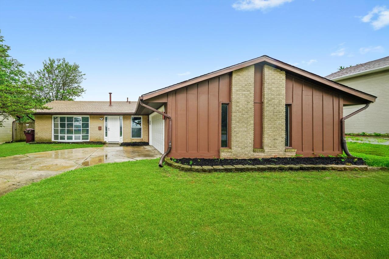 3032 E 223rd St., Sauk Village, IL 60411