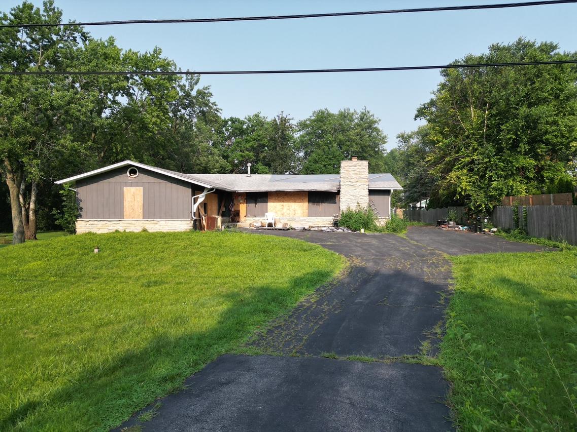 7925 Fairmount Ave., Downers Grove, IL 60516