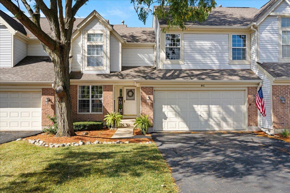 8 Ione Dr. #C, South Elgin, IL 60177