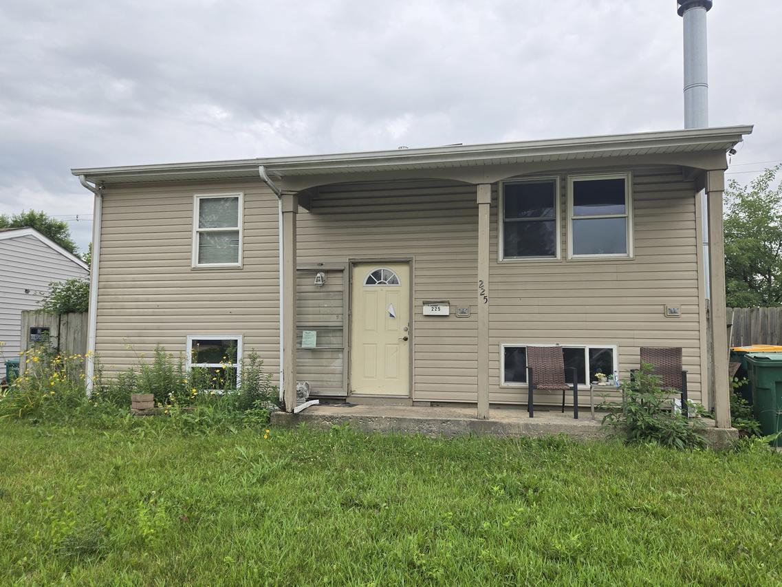225 Haller Ave., Romeoville, IL 60446