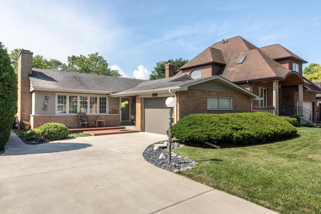 1305 Garden St., Park Ridge, IL 60068