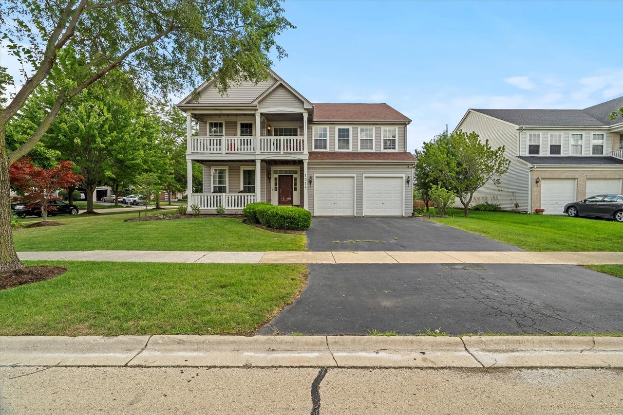 1314 Danhof Dr., Bolingbrook, IL 60490