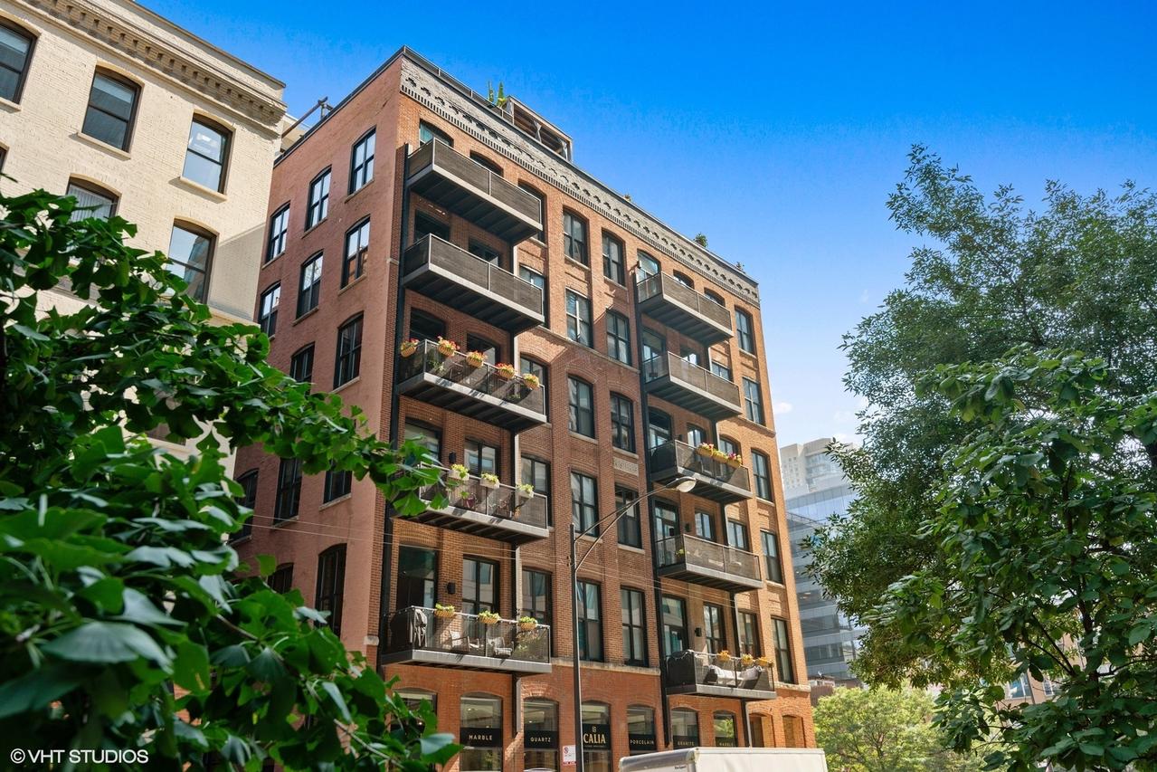 154 W Hubbard St. #404, Chicago, IL 60654