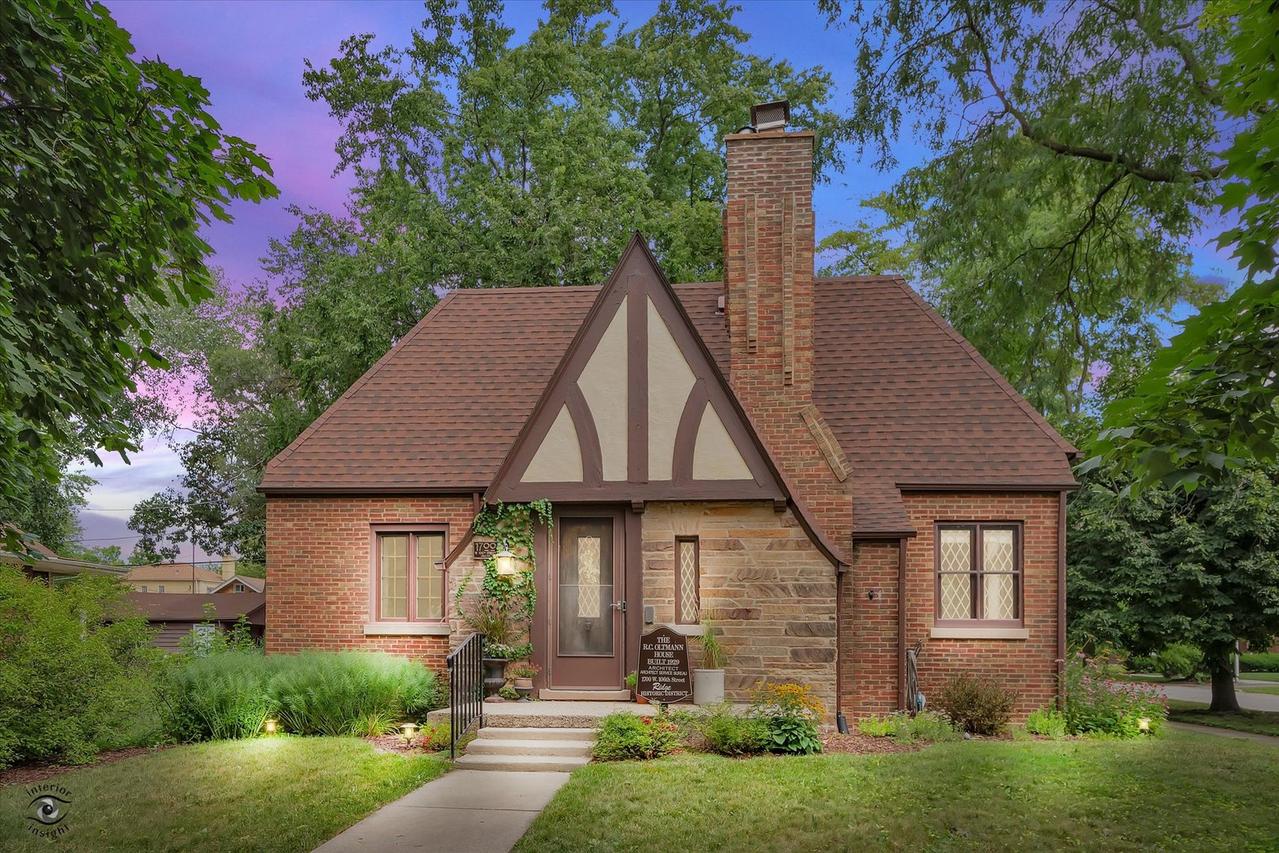 1700 W 106th St., Chicago, IL 60643