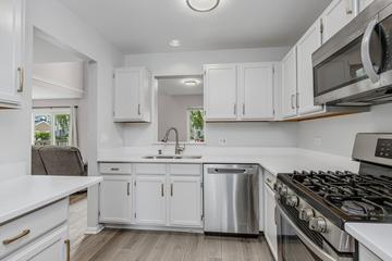 1848 Princeton Ct., Gurnee, IL 60031