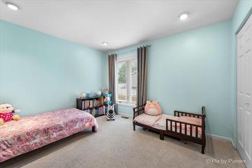 1520 Loatonia Ct., Libertyville, IL 60048