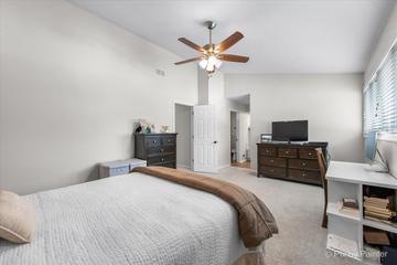 1520 Loatonia Ct., Libertyville, IL 60048