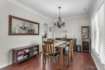 1520 Loatonia Ct., Libertyville, IL 60048