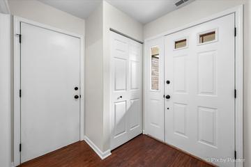 1520 Loatonia Ct., Libertyville, IL 60048