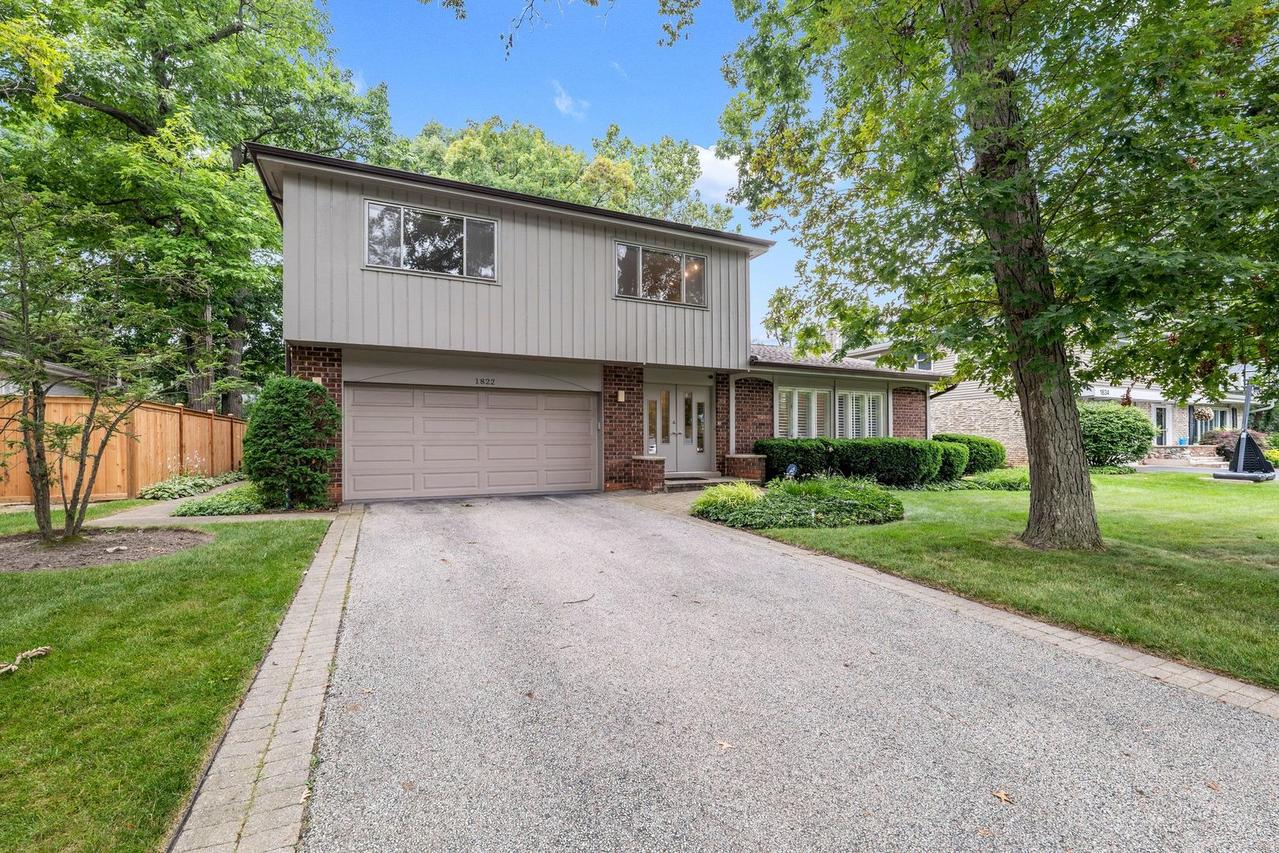 1822 Mccraren Rd., Highland Park, IL 60035