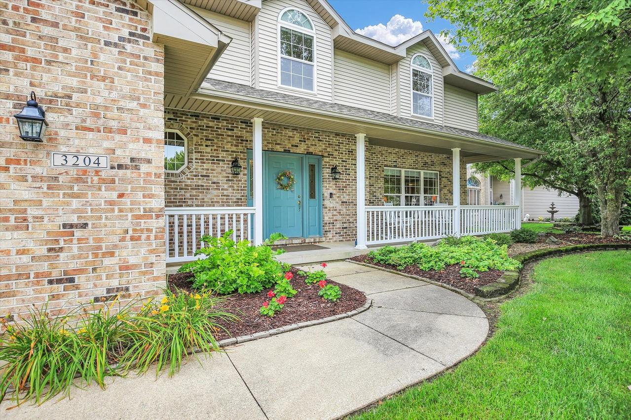 3204 Cypress Creek Rd., Champaign, IL 61822