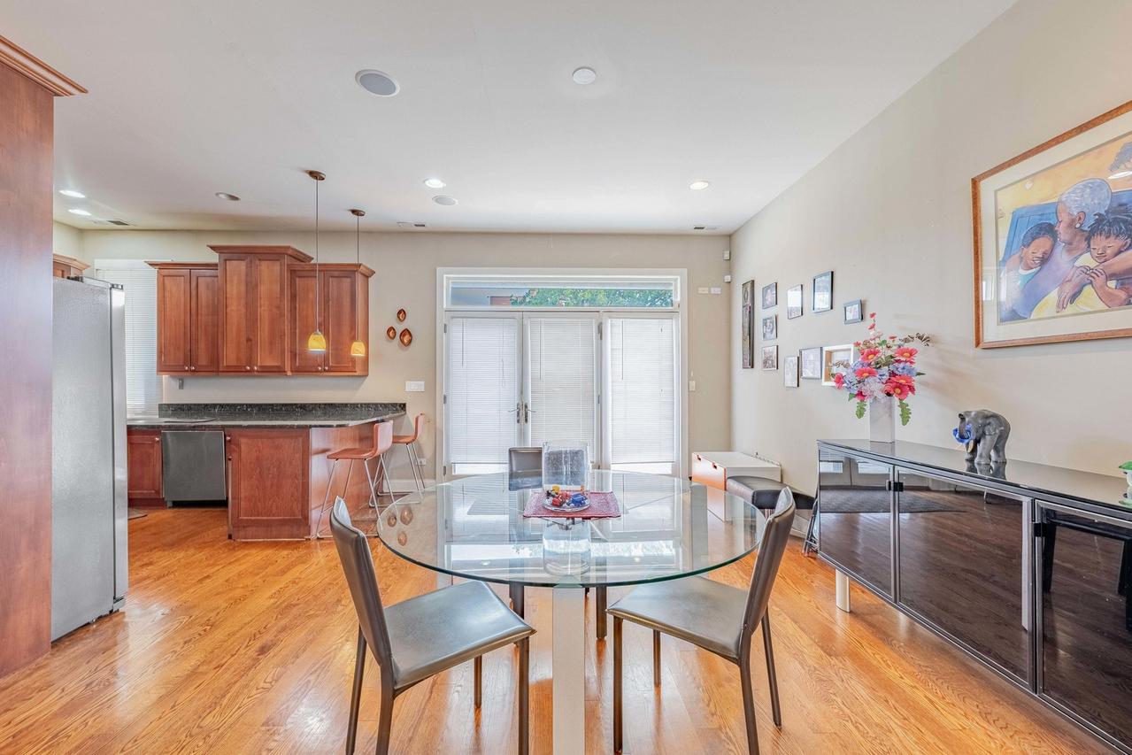 74 E Pershing Rd. #2, Chicago, IL 60653