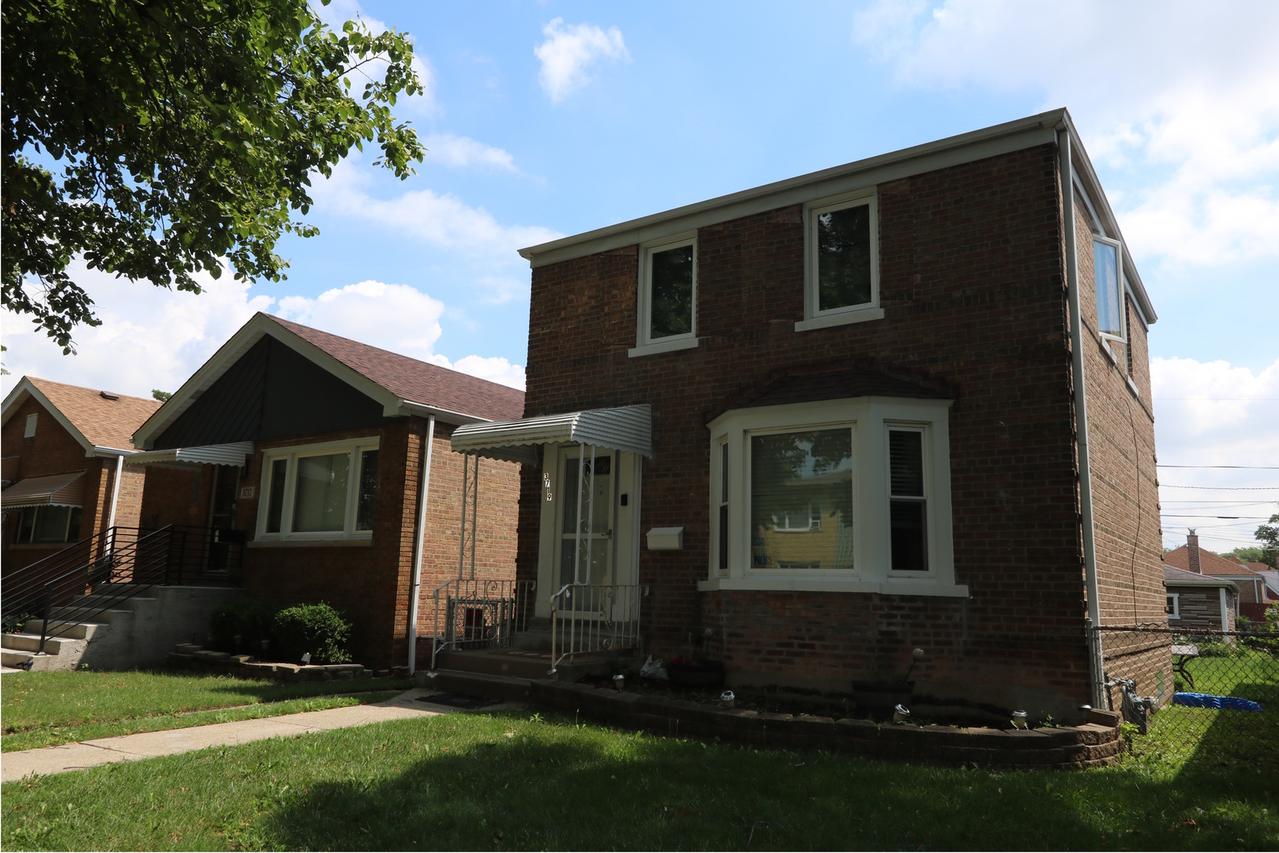 3719 S Austin Blvd., Cicero, IL 60804