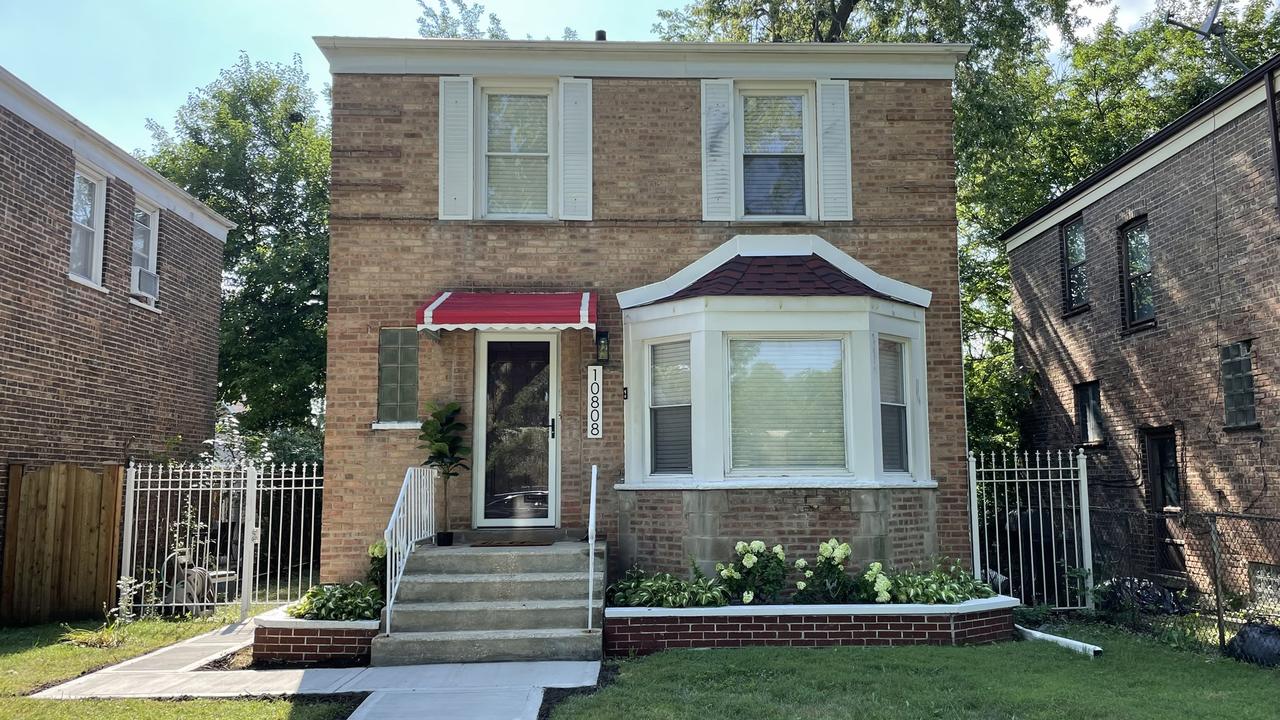 10808 S Rhodes Ave., Chicago, IL 60628