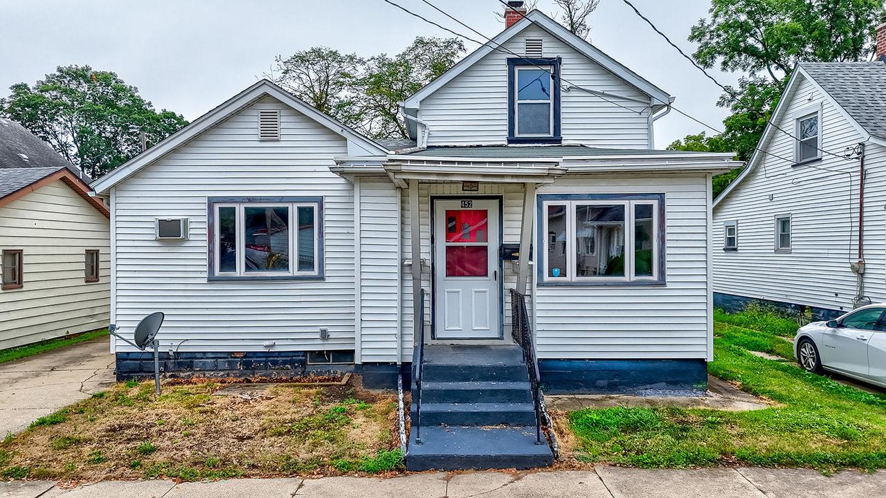 452 Pine St., Marseilles, IL 61341