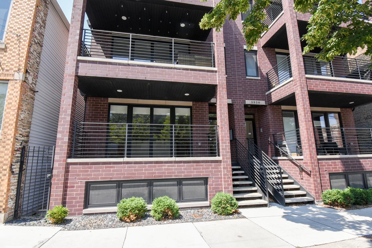 3928 N Ashland Ave. #1, Chicago, IL 60613