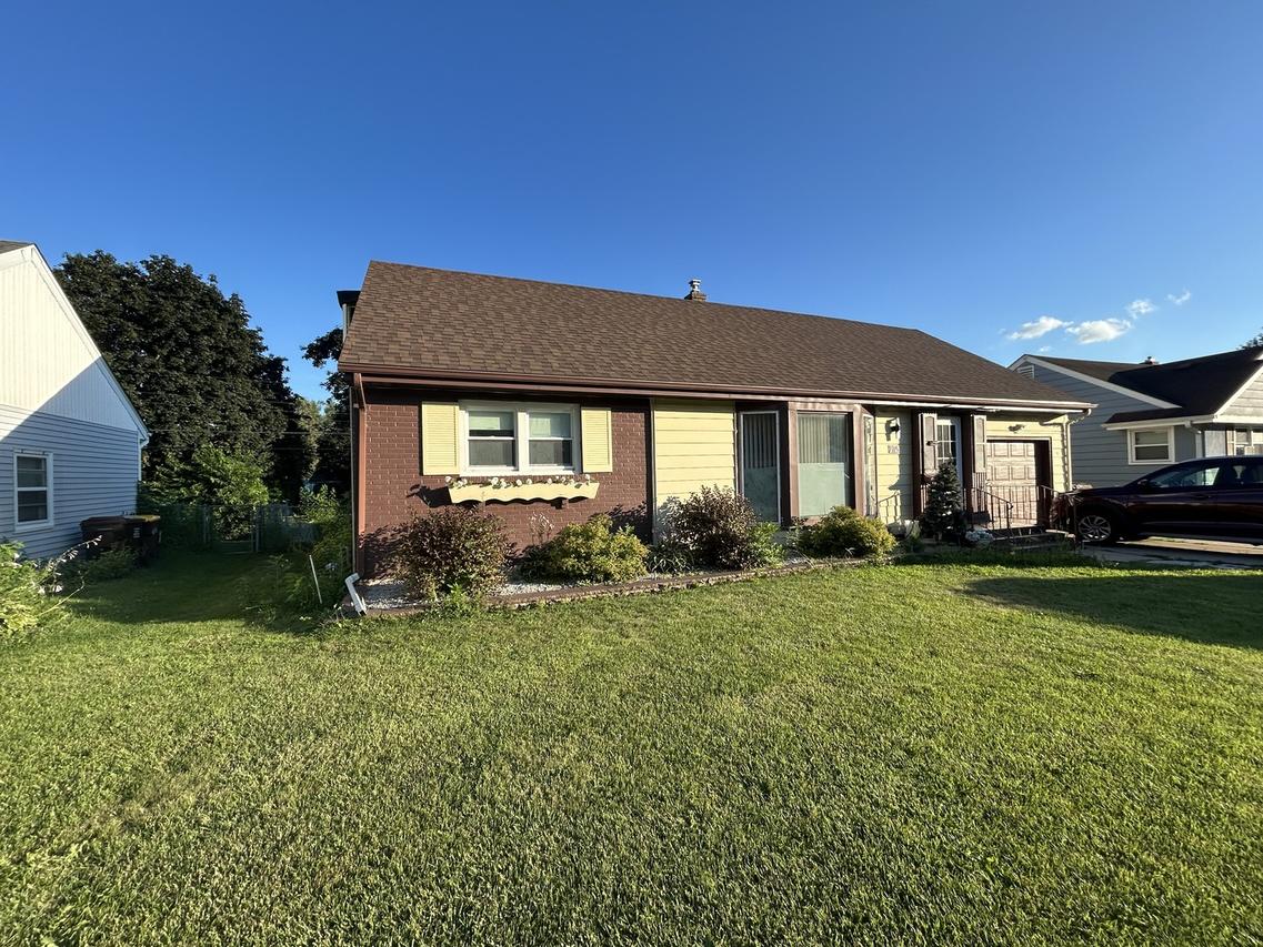 2725 Hooker Ave., Rockford, IL 61108