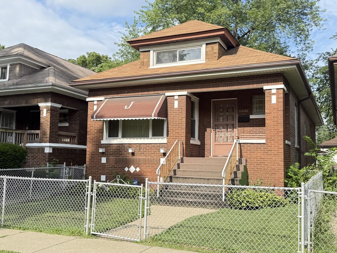 11646 S Lowe Ave., Chicago, IL 60628