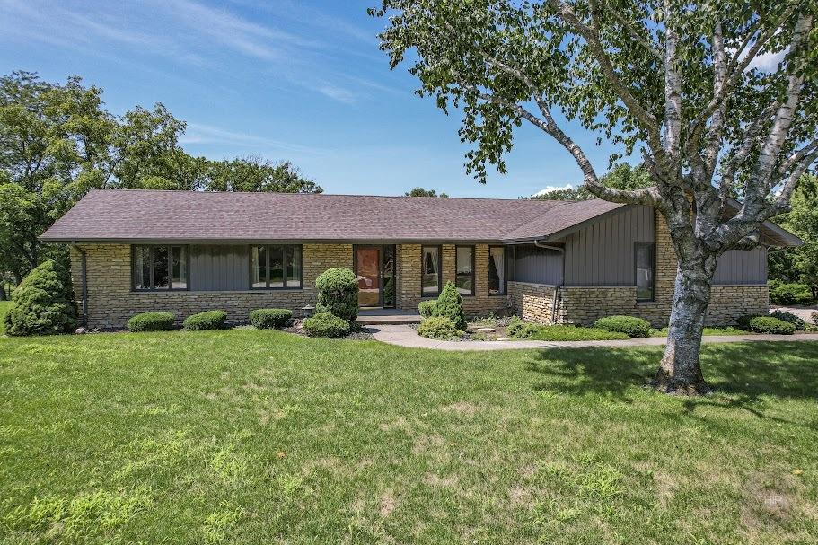 23946 Lakeview Dr., Minooka, IL 60447