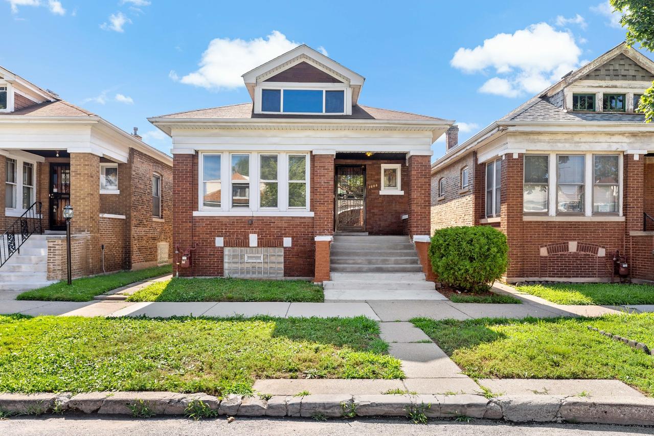 7808 S Vernon Ave., Chicago, IL 60619