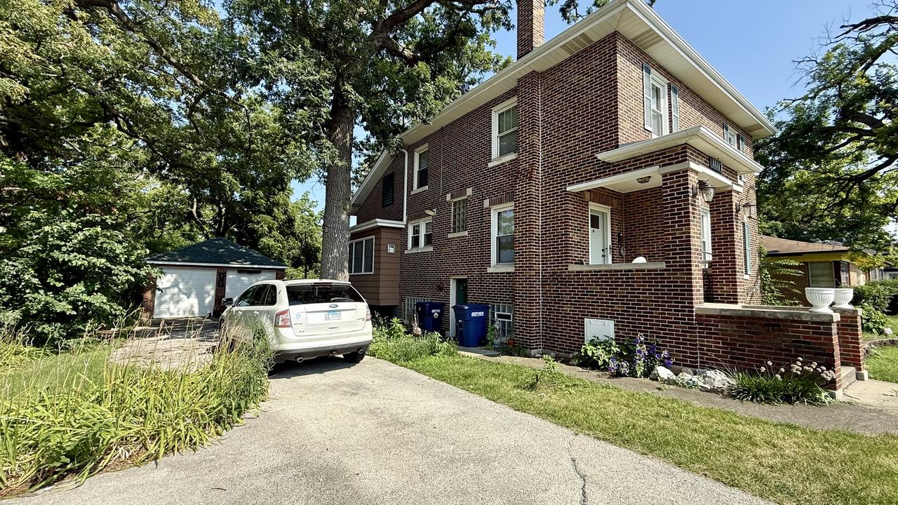 [Address Hidden by Seller], Worth, IL 60482
