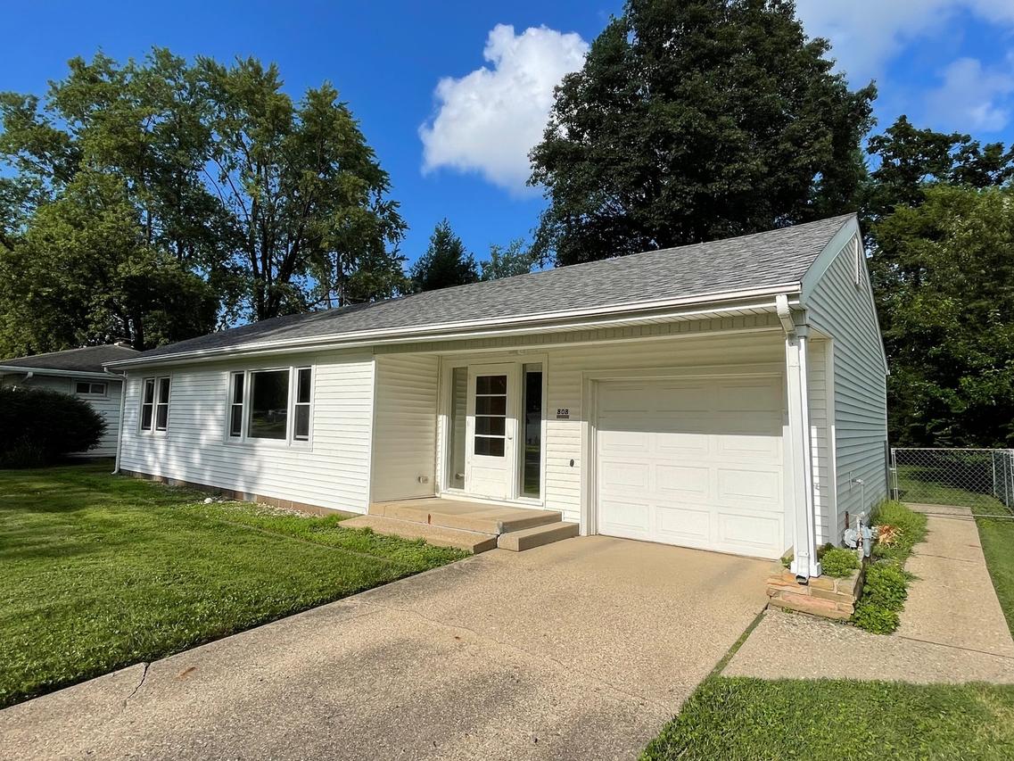 808 S Victor St., Champaign, IL 61821