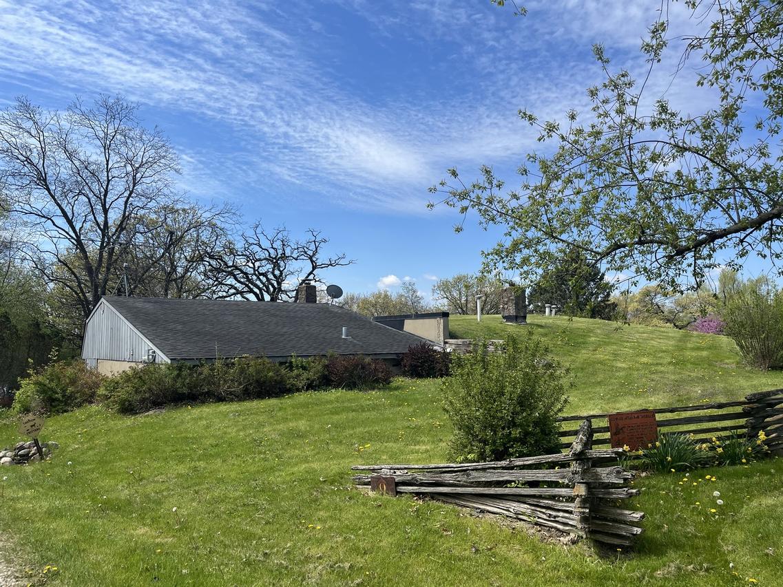 6519 Rowland Rd., Huntley, IL 60142