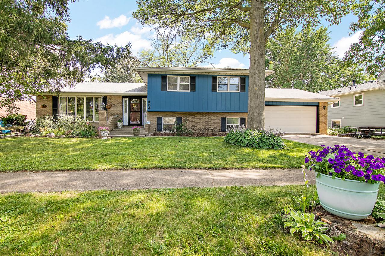 454 Francis St., Bourbonnais, IL 60914