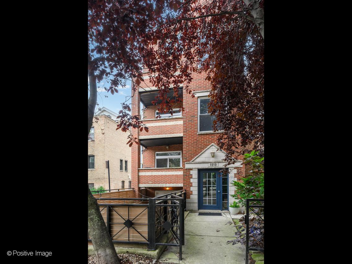 1919 N Kenmore Ave. #1, Chicago, IL 60614