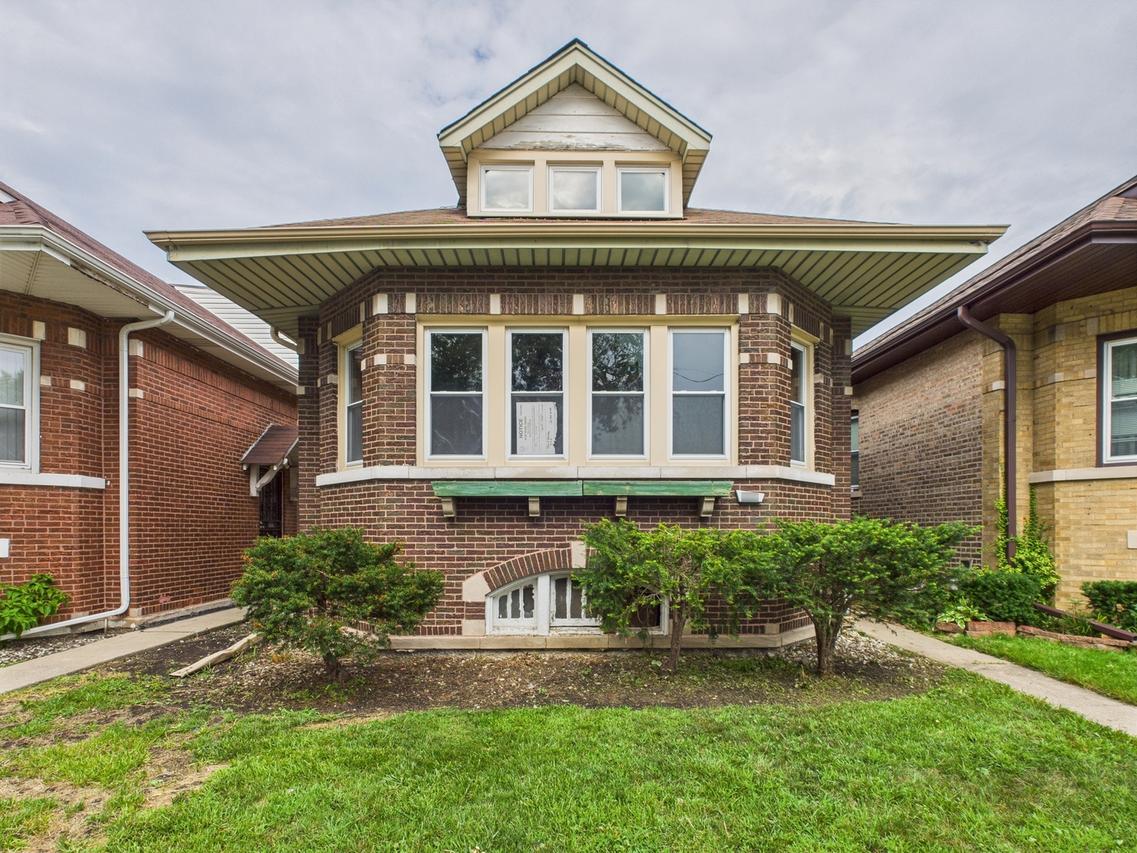 9331 S Racine Ave., Chicago, IL 60620